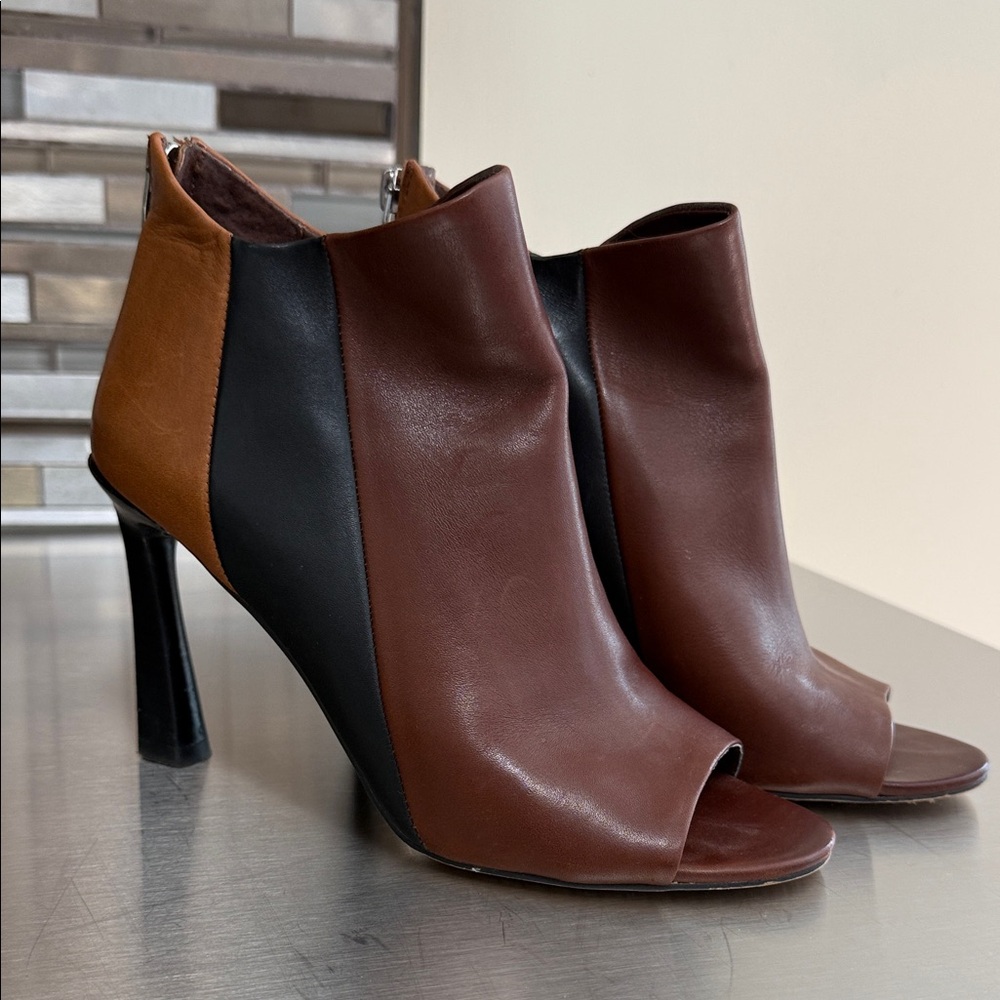 Vince Camuto Brown and Black Heeled Peep Toe Boots